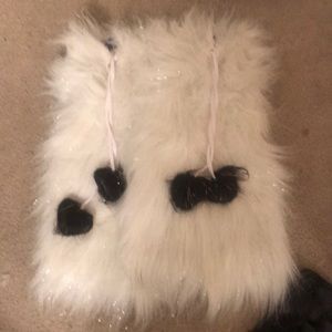 White and silver iheartraves fluffies